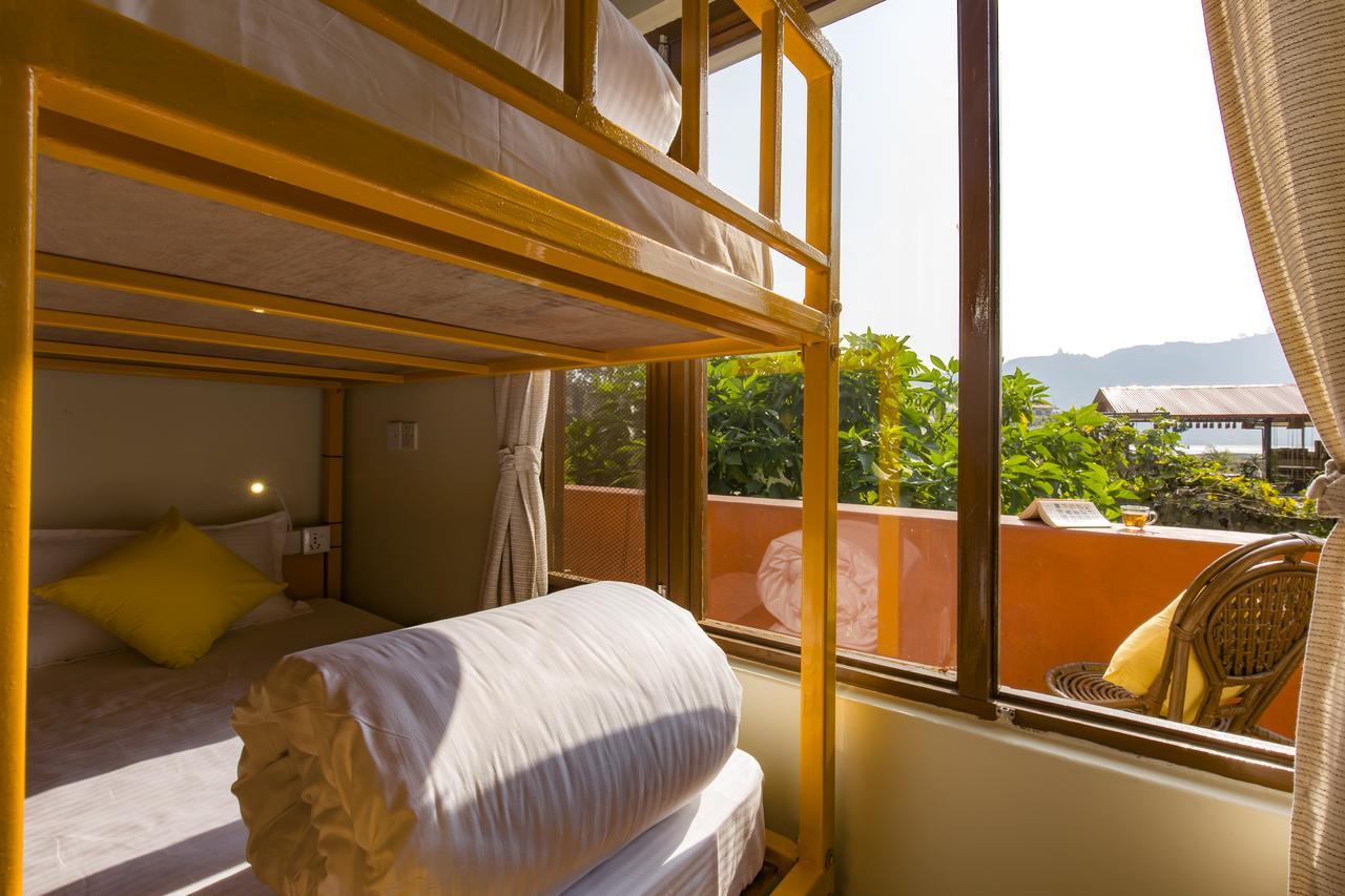 Zostel Pokhara Exterior foto